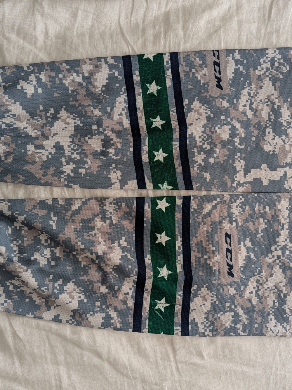 Seattle Thunderbirds Game Worn Hockey Jersey For Military Appreciation Night - Picture 7 of 7